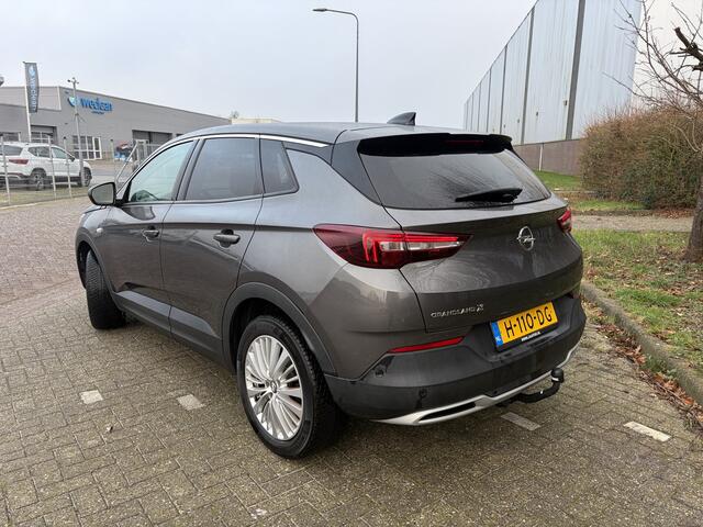 Opel Grandland X BJR 2020 1.2 131 PKTurbo Business Executive AUTOMAAT | TREKHAAK | CLIMA | CRUISE | CARPLAY | COMFORT STOEL