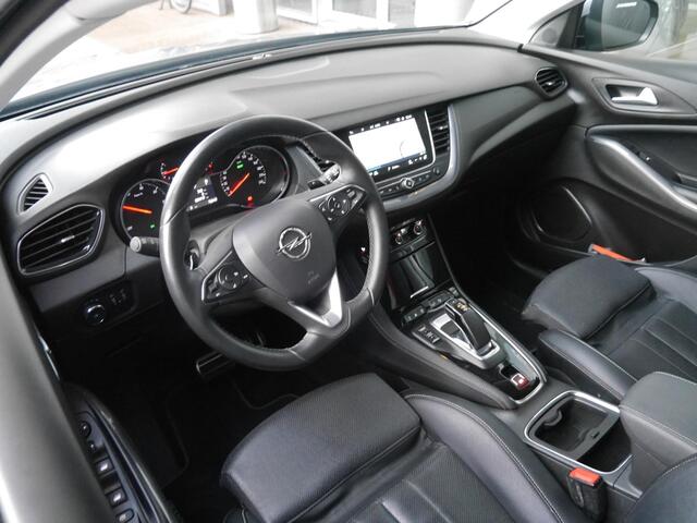 Opel Grandland X 1.6 Turbo Hybrid Business Executive | Stoelverwarming en ventilatie | 225 PK | 19 inch lichtmetalen velgen | Lederen bekleding | Parkeersensoren v+a | Elektrisch verstelbare bestuurdersstoel
