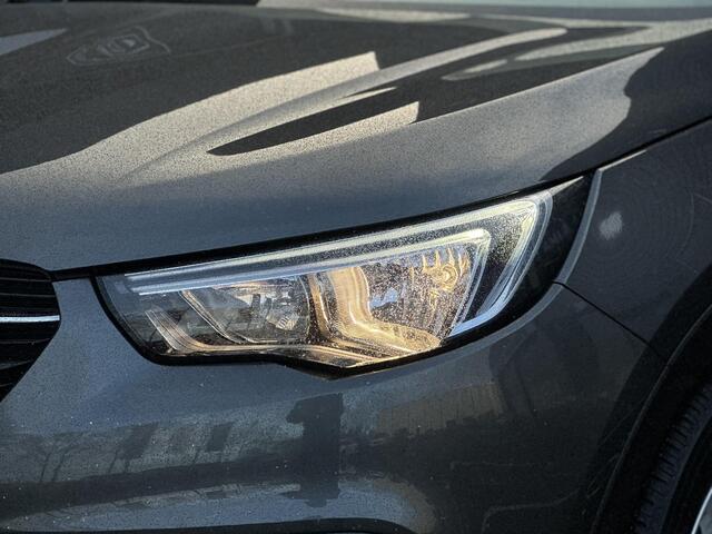 Opel Grandland X 1.2 Turbo Business Executive | Parkeersensoren | Apple Carplay/Android Auto | Climate Control | Lichtmetalen velgen | Cruise Control |