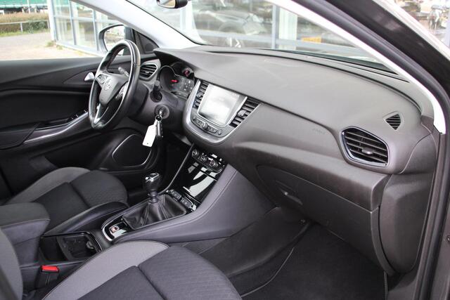 Opel Grandland X 1.2 Turbo 130pk Business + Comfort Pack Airco Camera Carplay Trekhaak 1e eigenaar