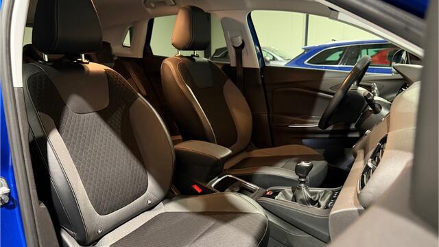 Opel Grandland X 1.2 Turbo Business Executive |Trekhaak|Keyless|2x PDC|Camera|Leer!