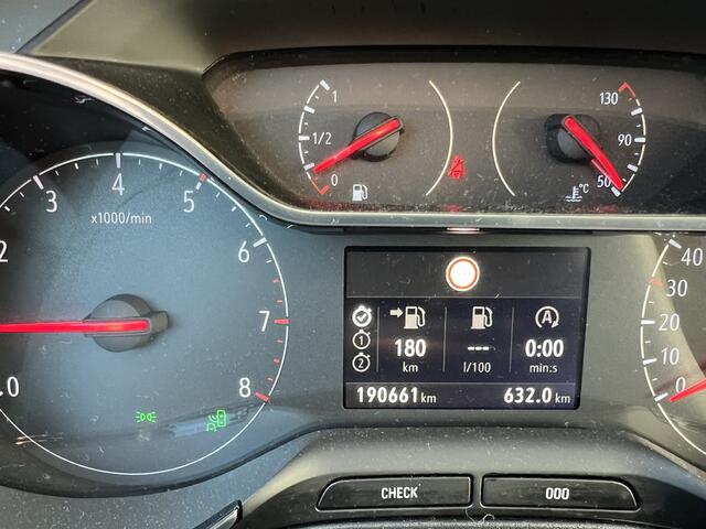 Opel Grandland X 1.2 Turbo Business Executive | Nieuw Binnen! | Clima | Cruise | Navi