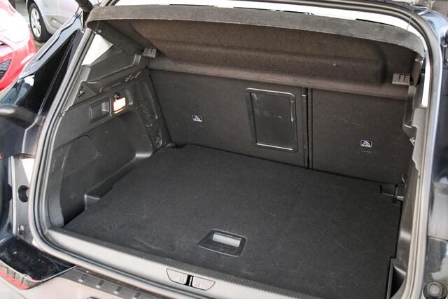 Opel Grandland X 1.2 Turbo Business Executive APPLE CARPLAY/ NAVI