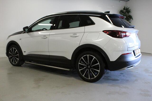 Opel Grandland X 1.6 Turbo Hybrid4 Ultimate | STOEL/VERW+KOEL | CARPLAY | CAMERA | NAVI | KEYLESS | LED | PDC | 19'LMV |