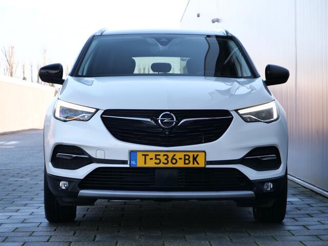 Opel Grandland X 1.6 Turbo Hybrid4 Ultimate 300 Pk Automaat Navi / DAB / Apple Carplay / Camera / Stoelverwarming