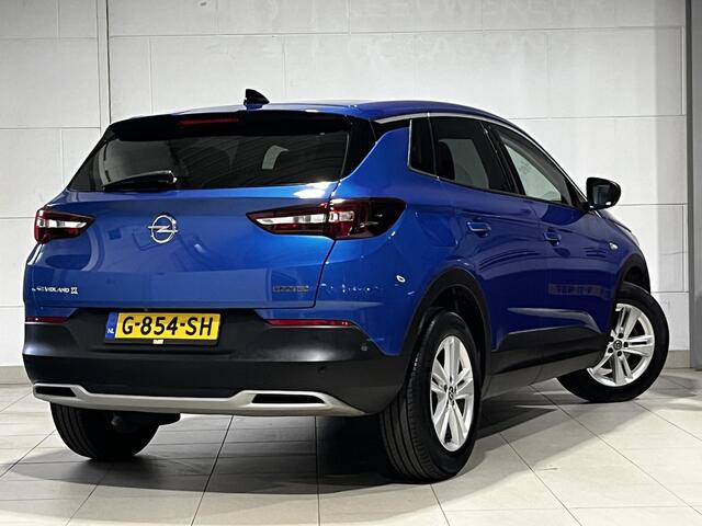 Opel Grandland X Business Executive 1.2 Turbo 130pk | NAPPA LEDER | PANODAK | KEYLESS | CAMERA | WINTERPACK | NAVI | APPLE CARPLAY / ANDROID AUTO | ISOFIX |