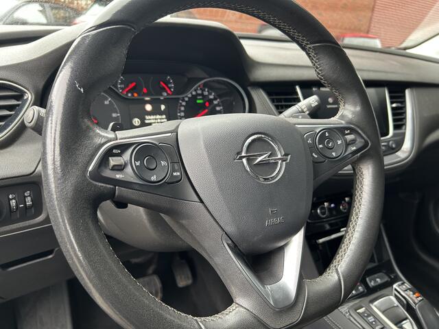 Opel Grandland X 1.6 Turbo Hybrid4 300PK!! Business Elegance // FULL LED // NAVI + CARPLAY // PDC V+A // STOELVERWARMING // CAMERA