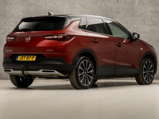 Opel Grandland X 1.6 Turbo Hybrid Innovation 229Pk Automaat (APPLE CARPLAY, ZWART DAK, GROOT NAVI, 360 CAMERA, LEDER, SPORTSTOELEN, GETINT GLAS, KEYLESS, ELEK ACHTERKLEP, NIEUWSTAAT)