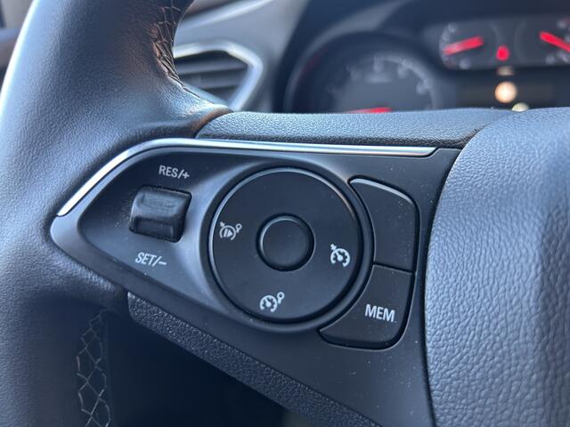 Opel Grandland X 1.2 Turbo Innovation 130PK // LED // CAMERA // PDC V+A // CLIMA // NAVI + CARPLAY