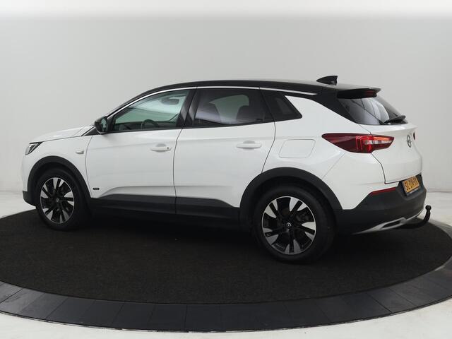 Opel Grandland X 1.6 Turbo Hybrid Elegance | Stoelventilatie | Leder | Trekhaak | 360 Camera | Carplay | Stoelverwarming | Navigatie | Full LED | Cruise control | Bluetooth | Climate control | PHEV | Plug In