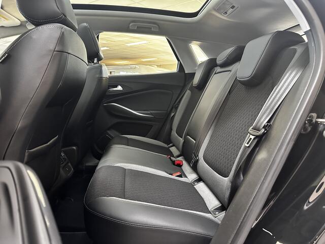 Opel Grandland X 1.2 Turbo Business Executive/ D-Riem Verv. 79.000KM!/ 18''LMV/ Elek.Klep/ Apple+android/ Keyless/ Grootlichtass/ Dodehoekdet./ Clima/ Navi/ Cruise/ Bluetooth/ Elek.Pakket/ Isofix/ PDC V+A.