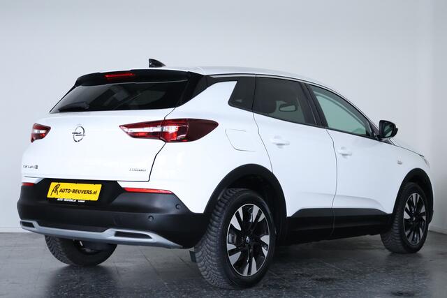 Opel Grandland X 1.2 Turbo Innovation / Panorama / Navi / LED / CarPlay / Clima