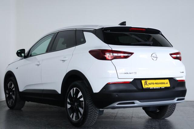 Opel Grandland X 1.2 Turbo Innovation / Panorama / Navi / LED / CarPlay / Clima