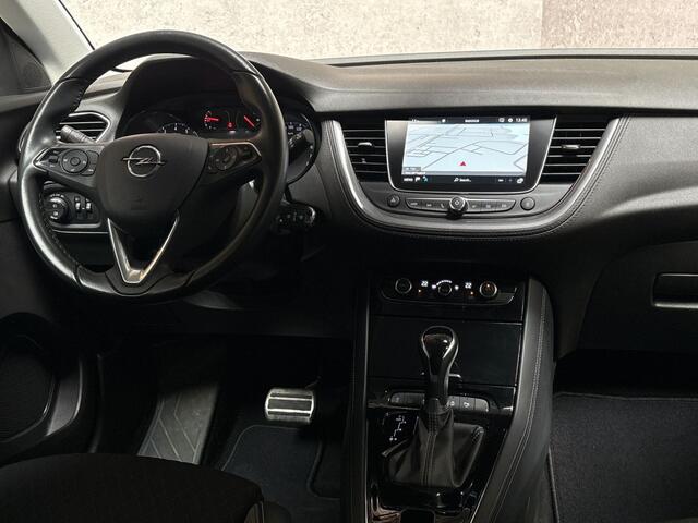 Opel Grandland X 1.2 Turbo 120 Jaar Edition Automaat (APPLE CARPLAY, GROOT NAVI, CLIMATE, LEDER, CAMERA, SPORTSTOELEN, GETINT GLAS, CRUISE, NIEUWSTAAT)