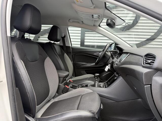 Opel Grandland X 1.2 Turbo Business + 2e Eigenaar|Navi|Clima|Cruise|Carplay|Trekhaak|PDC|Dealer onderhouden|D-riem vv in 2023|N.A.P|APK tot 08-2027