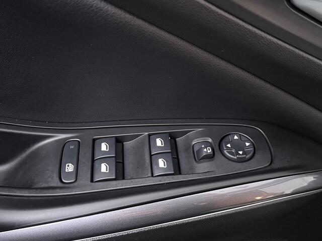 Opel Grandland X 1.6 Turbo Hybrid Elegance Trekhaak | Winterpakket