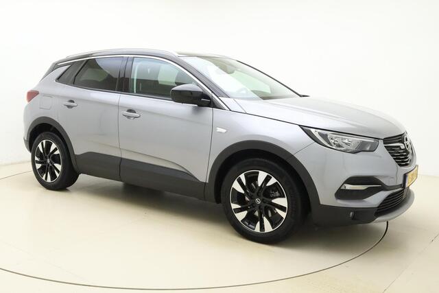 Opel Grandland X 1.2 Turbo 130pk Innovation | Navigatie | Camera | Climate control | Elektrische achterklep | LED koplampen | Lichtmetalen velgen | Zwart dak