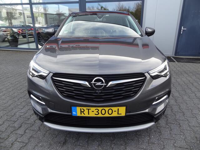 Opel Grandland X | 1.2 Turbo Innovation | NL-AUTO | PANODAK | NAVI | LEDER | STOELVERWARMING