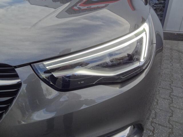 Opel Grandland X | 1.2 Turbo Innovation | NL-AUTO | PANODAK | NAVI | LEDER | STOELVERWARMING