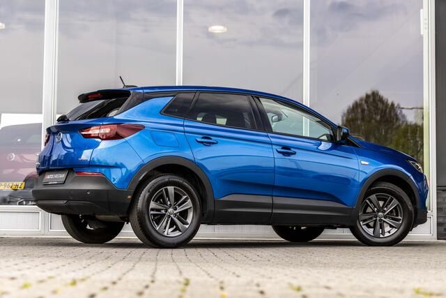 Opel Grandland X 1.2 Turbo Innovation | Pano | Parkeersens. | Cruise |