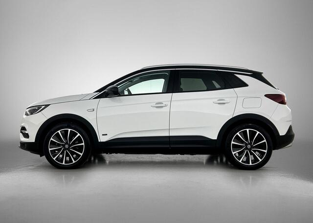Opel Grandland X 1.6 Hybrid Ultimate 300PK Automaat | Elektrische Stoel | Elektrische Klep | Lederen Bekleding | Adaptieve Cruise Control | Navigatie | Climate Control | Stoelverwarming/Verkoeling | Dodehoekdetectie | 19"LMV | Camera Voor + Achter | Apple Carplay/Android