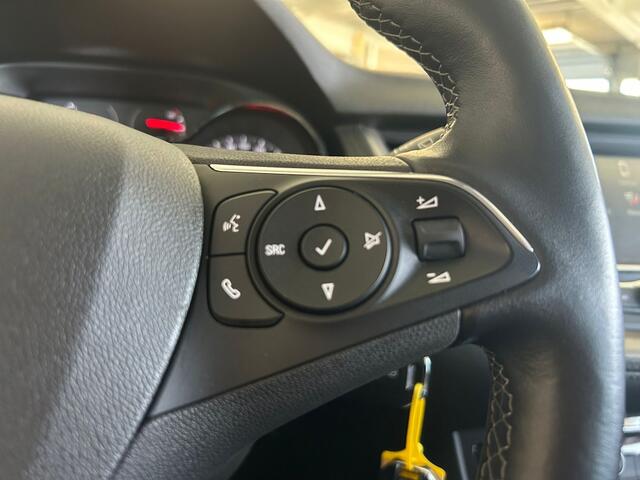 Opel Grandland X 1.2 Turbo Innovation | Trekhaak | Stoelverwarming