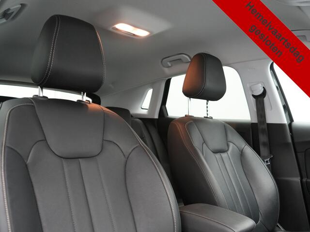 Opel Grandland X 1.6 Turbo 4x4 Ultimate PHEV 300pk Dealer O.H. | 360 Camera | Cruise Control | Lederen Sportstoelen Memory & Ventilatie | Stoelverwarming | Keyless | Blis | Led Koplampen | Apple Carplay | Park Assist | Navigatie | DAB | Plug In Hybrid |