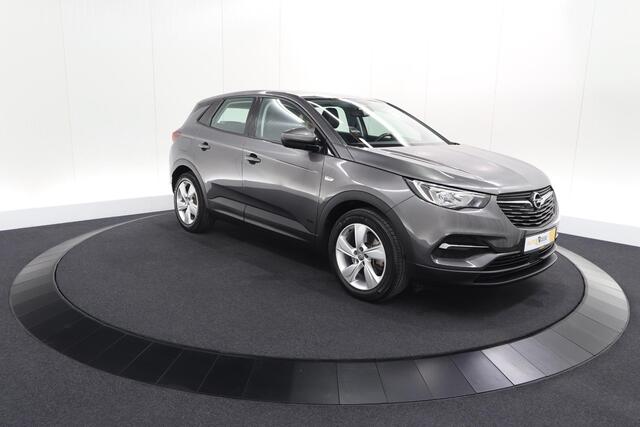 Opel Grandland X 1.6 Turbo Hybrid Business Edition | Trekhaak | Navigatie | Parkeersensoren | Apple Carplay | Climate Control