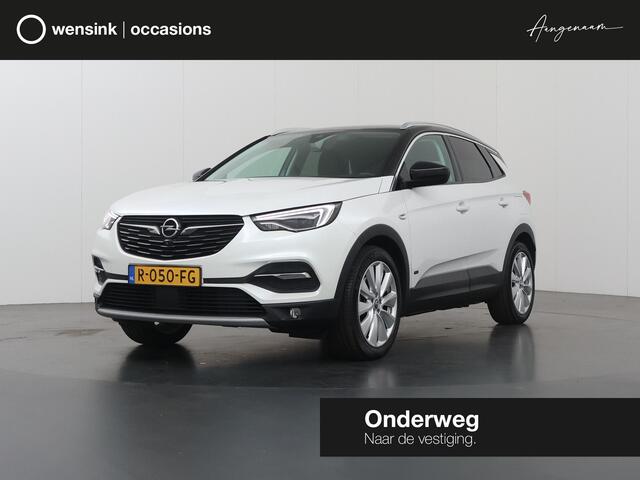 Opel Grandland X 1.6 Turbo Hybrid4 Innovation | Navigatie | Camera | Apple CarPlay/Android Auto | Stoelverwarming | Ele. kofferdeksel | Climate Control | Cruise Control | LED |