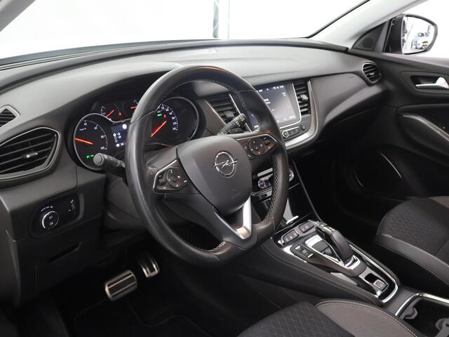 Opel Grandland X 1.6 Turbo Hybrid4 Innovation | Navigatie | Camera | Apple CarPlay/Android Auto | Stoelverwarming | Ele. kofferdeksel | Climate Control | Cruise Control | LED |