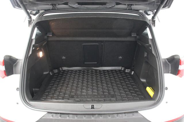 Opel Grandland X 1.2 Turbo Innovation Automaat - Carplay, Keyless, Camera, Half Leer, Trekhaak