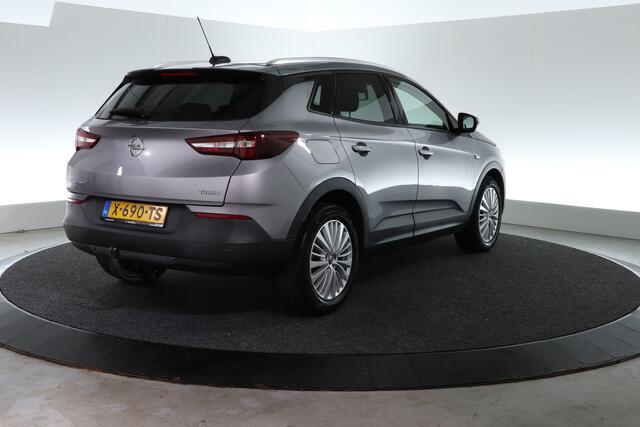 Opel Grandland X 1.2 Turbo Innovation | TREKHAAK | STOELVERW. |