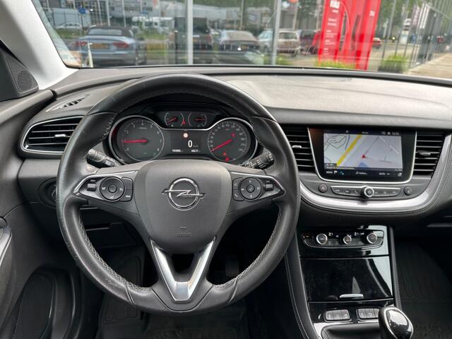 Opel Grandland X 1.2 Turbo Business Executive / Dealer ond.