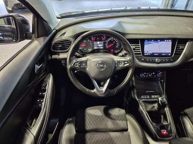 Opel Grandland X 1.6 CDTi Business Executive Navigatie |Trekhaak | Sensoren | Carplay-Android