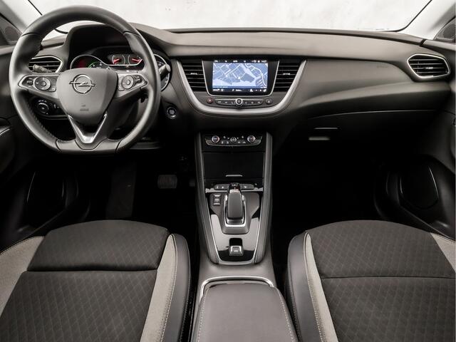 Opel Grandland X 1.6 Turbo Hybrid Innovation 229Pk Automaat (APPLE CARPLAY, GROOT NAVI, CAMERA, GETINT GLAS, SPORTSTOELEN, LEDER, KEYLESS, ELEK ACHTERKLEP, NIEUWSTAAT)