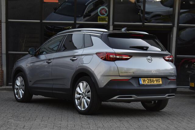 Opel Grandland X 1.6 Turbo Hybrid4 Innovation Keyless Stoelkoel Camera Lane 4WD