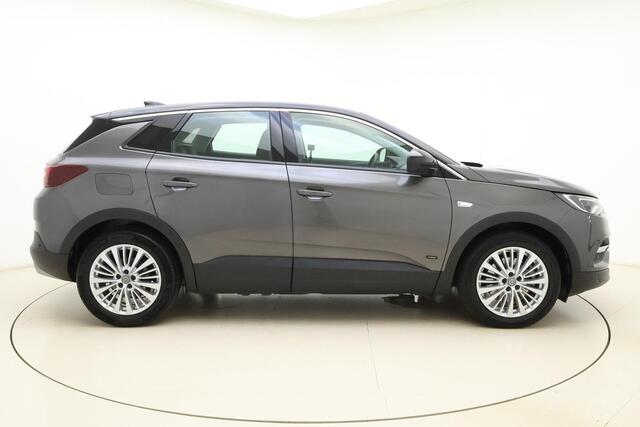 Opel Grandland X 1.6 Turbo Hybrid Innovation | Apple carplay/Android auto | Cruise control | Climate control | Trekhaak | Navigatie |