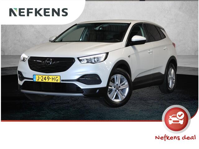 Opel Grandland X 1.2 130PK Turbo Business Executive | 1ste eigenaar | Trekhaak | AppleCarplay/AndroidAuto | Camera | Climate Control | Cruise Control | Dodehoekdetectie | LMV | Navigatie | Parkeersensoren | DAB Radio | Isofix | Privacy Glass | Elektrische Klep |