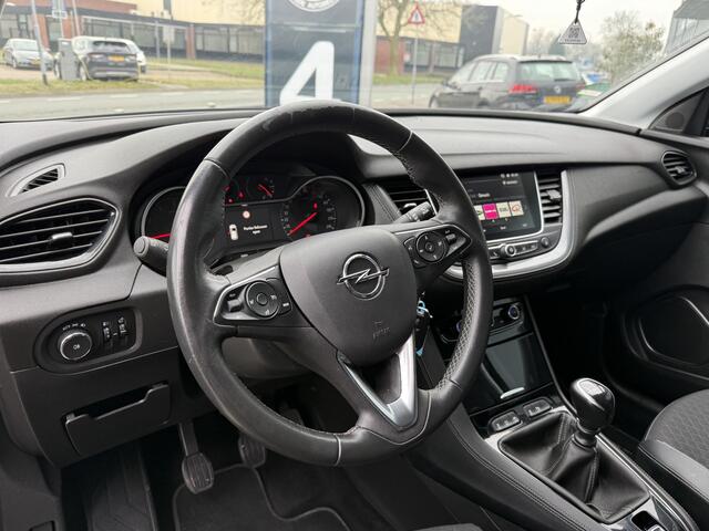 Opel Grandland X BWJ 2021 | 1.2T 131PK Bus Executive | TREKHAAK | CAMERA A | NAVI | CLIMA | PDC 2X | CARPLAY | LMV | PRIVACY GLASS