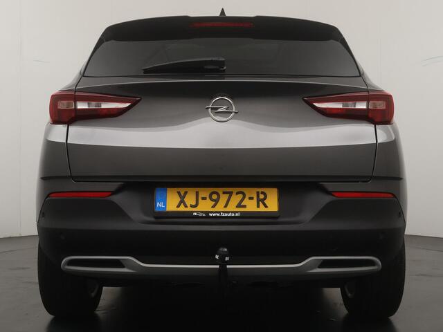 Opel Grandland X 1.2 Turbo Innovation - Navigatie - Climate Control - Trekhaak - Apple Carplay & Android Auto