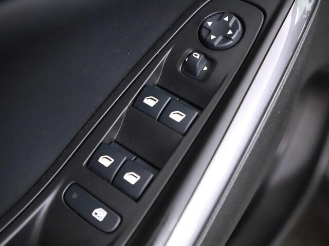 Opel Grandland X 1.2T Executive Automaat Camera/Trekhaak/Ecc