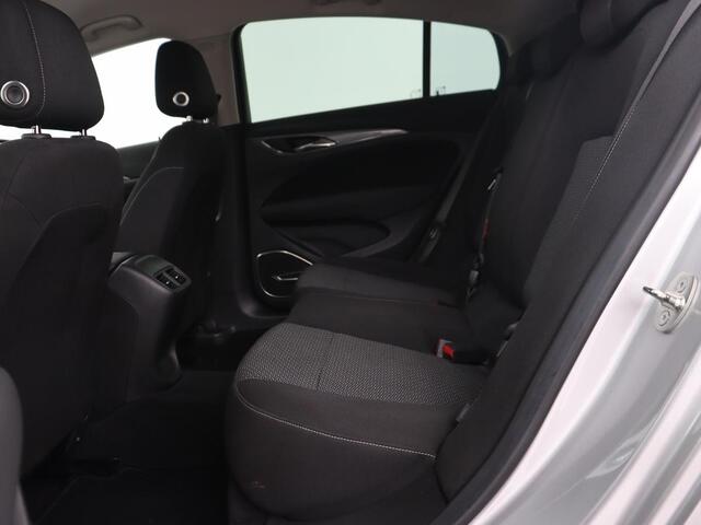 Opel INSIGNIA Grand Sport 1.5 Turbo EcoTec Online Edition | Camera | Carplay | Navigatie | Cruise Control | LED | Airco | PDC | LMV 17 inch