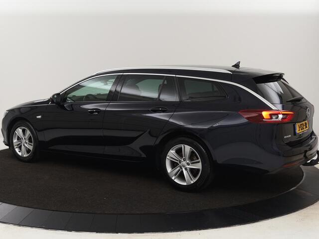 Opel INSIGNIA Sports Tourer 1.5 Turbo Business Executive | Leder | Trekhaak | Stoelverwarming | Camera | DAB | Carplay | Elektrische achterklep | LED