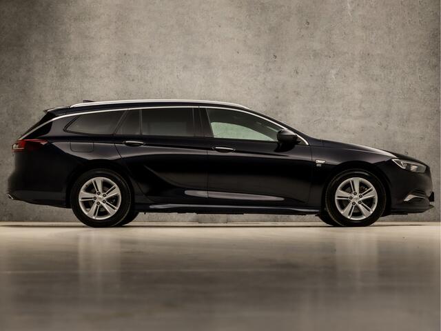 Opel INSIGNIA Sports Tourer 1.5 Turbo Sport 141Pk (APPLE CARPLAY, GROOT NAVI, CLIMATE, CAMERA, ADAPTIVE CRUISE, SPORTSTOELEN, STUURWIEL VERWARMD, GETINT GLAS, ZWART HEMEL, KEYLESS, NIEUWSTAAT)