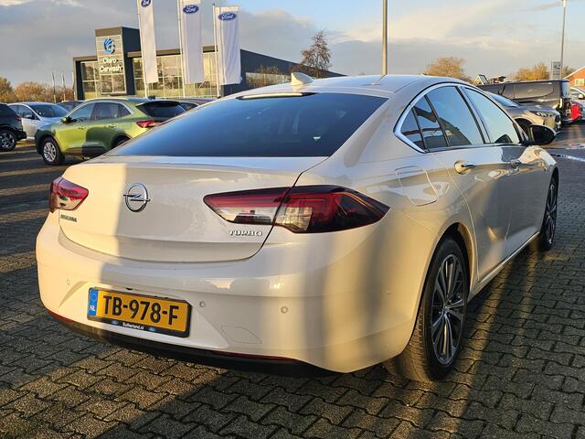 Opel INSIGNIA Grand Sport 1.5 Turbo Innovation Leder | Stuurwielverwarming | verwarmde stoelen v + a | afneembare trekhaak | Panoramadak | Zeer luxe uitvoering! Etc.