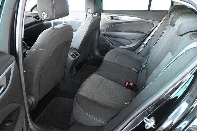 Opel INSIGNIA Grand Sport 1.5 Turbo Business+ Clima Navigatie LED Cruise Control Rijklaarprijs Inruil Mogelijk!