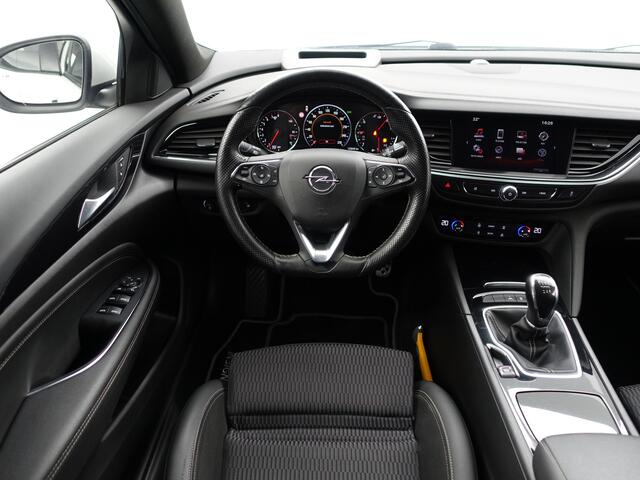 Opel INSIGNIA Grand Sport 1.5 Turbo OPC Line+ Head Up, Virtual Cockpit, Stuur/Stoelverwarming, Carplay, Ada Cruise, Camera, Xenon Led