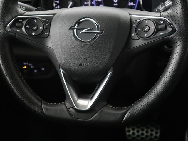 Opel INSIGNIA 1.6 Turbo Executive | OPC Line | Panoramadak | Leder | Trekhaak | Stoelverwarming | Camera | Carplay | Matrix LED | Stuurverwarming | Navigatie | Dodehoek detectie | Climate control