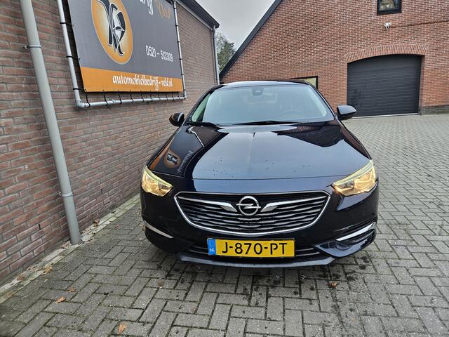 Opel INSIGNIA Grand Sport 1.5 Turbo Business Executive