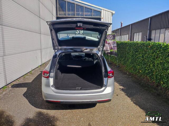 Opel INSIGNIA Sports Tourer - 1.5 Turbo Edition
